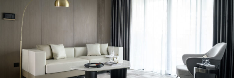 Wohnzimmer Gardinen - Balkontür und Fenster modern